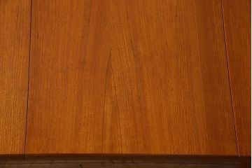 北欧家具　チーク材　明るい色味が素敵なエクステンションテーブル(ダイニングテーブル)