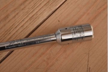 中古　DE MAJO(デマイオ)　CharlotteR1　フロアスタンドライト(スタンド照明、フロア照明)(定価約16万円)