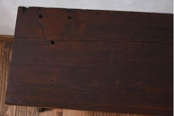 レトロ家具　昭和レトロ　古い木の質感が味わい深い鉄脚ベンチ(アイアンベンチ、長椅子)