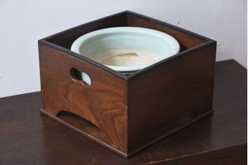 アンティーク雑貨　古民具・骨董　明治大正期　上手物　指物　青磁釉垂れ火鉢