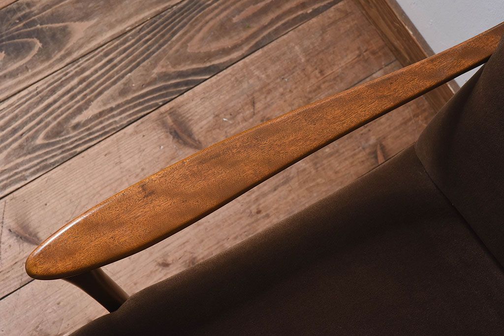 レトロ家具　昭和レトロ　フレームのデザインが美しい一人掛けソファ(ソロンチェア、クッションソファ、椅子)  (2)