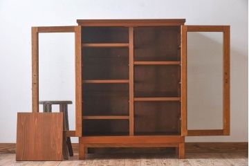レトロ家具　昭和レトロ　気泡ガラスが味わい深い収納棚(戸棚、キャビネット)