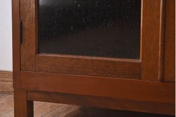 レトロ家具　昭和レトロ　気泡ガラスが味わい深い収納棚(戸棚、キャビネット)