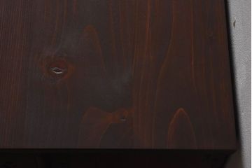 アンティーク家具　和製アンティーク　大きな金具や鋲が素敵な箪笥ローボード(ローチェスト、引き出し)