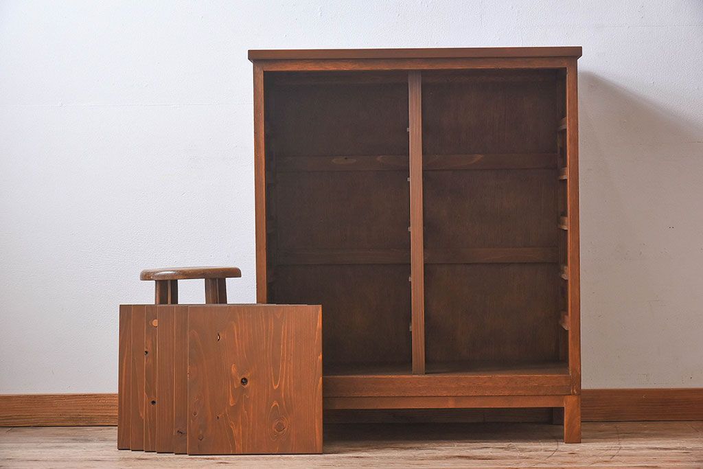 レトロ家具　昭和レトロ　気泡ガラスが味わい深い収納棚(戸棚、キャビネット)(1)