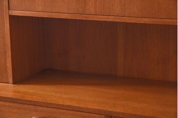 G-PLAN(ジープラン) 北欧家具　チーク材　美しいフォルムのサイドボード(サイドキャビネット)