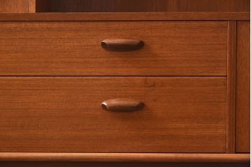 G-PLAN(ジープラン) 北欧家具　チーク材　美しいフォルムのサイドボード(サイドキャビネット)