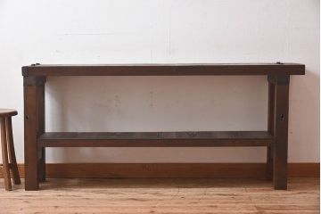 アンティーク雑貨　昭和レトロ　無骨なデザインが魅力的な作業台(花台、飾り台、長机)