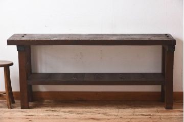 アンティーク雑貨　昭和レトロ　無骨なデザインが魅力的な作業台(花台、飾り台、長机)
