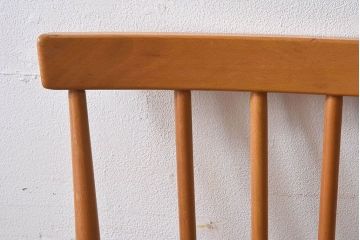 ヴィンテージ家具　イギリスビンテージ　ERCOL(アーコール)　シンプルなデザインのチェア(ダイニングチェア、椅子)