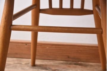 ヴィンテージ家具　イギリスビンテージ　ERCOL(アーコール)　シンプルなデザインのチェア(ダイニングチェア、椅子)