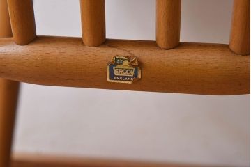 ヴィンテージ家具　イギリスビンテージ　ERCOL(アーコール)　シンプルなデザインのチェア(ダイニングチェア、椅子)