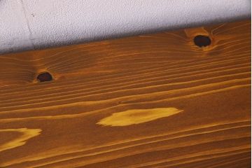 レトロ家具　昭和レトロ　チェッカーガラス入りの小振りな収納棚(戸棚、キャビネット)