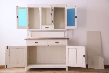 アンティーク家具　フランスアンティーク　色ガラス入り　大振りなカップボード(キャビネット、食器棚、収納棚、戸棚)