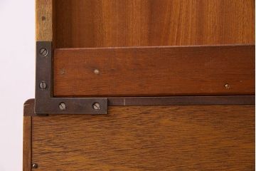 G-PLAN(ジープラン)　北欧スタイル家具　機能性に優れたサイドキャビネット(サイドボード、収納棚)(1)