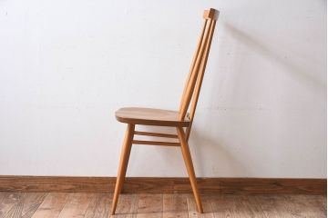 ヴィンテージ家具　イギリスビンテージ　ERCOL(アーコール)　シンプルなデザインのチェア(ダイニングチェア、椅子)(1)