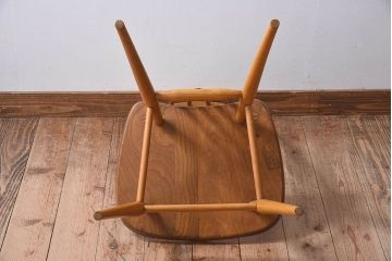 ヴィンテージ家具　イギリスビンテージ　ERCOL(アーコール)　シンプルなデザインのチェア(ダイニングチェア、椅子)(1)