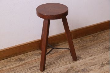 レトロ家具　昭和レトロ　珍しいデザインの三本脚スツール(椅子、丸イス、花台)