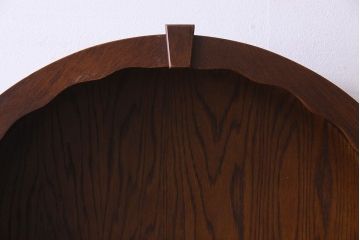 中古　イギリス製　上品なデザインが魅力的なカップボード(キャビネット、飾り棚、陳列棚、収納棚、食器棚)