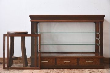 アンティーク家具　大正ロマン 引き出し付き!小振りな三面ガラスケース(ショーケース、収納棚、陳列棚)