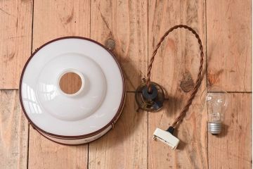 昭和レトロ　和製アンティーク　雅なデザインが味わい深い天井照明