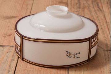 昭和レトロ　和製アンティーク　雅なデザインが味わい深い天井照明