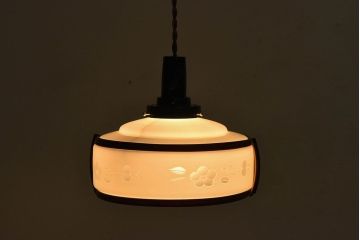 昭和レトロ　和製アンティーク　花切子の愛らしい天井照明