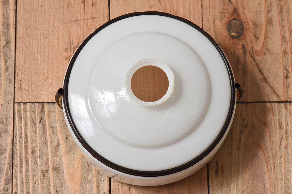 昭和レトロ　和製アンティーク　花切子の愛らしい天井照明