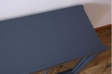 ペイント家具　シックなカラーが素敵な四面引き戸の収納棚(戸棚、食器棚)