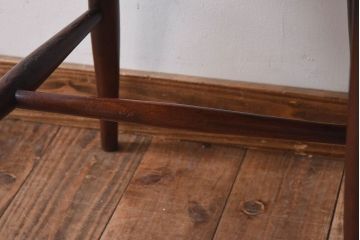 ヴィンテージ家具　イギリスビンテージ　ERCOL(アーコール)　楡材　フープバックチェア(ダイニングチェア、椅子)(1)
