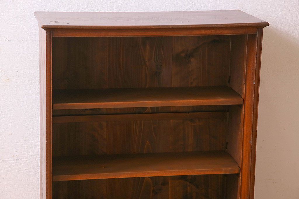 レトロ家具　和製アンティーク　レトロな雰囲気が魅力的な小振りな本箱(収納棚、ブックケース)