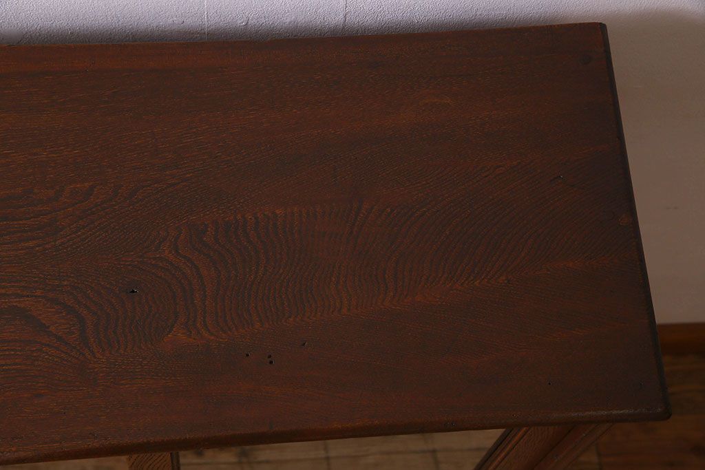 レトロ家具　和製アンティーク　レトロな雰囲気が魅力的な小振りな本箱(収納棚、ブックケース)