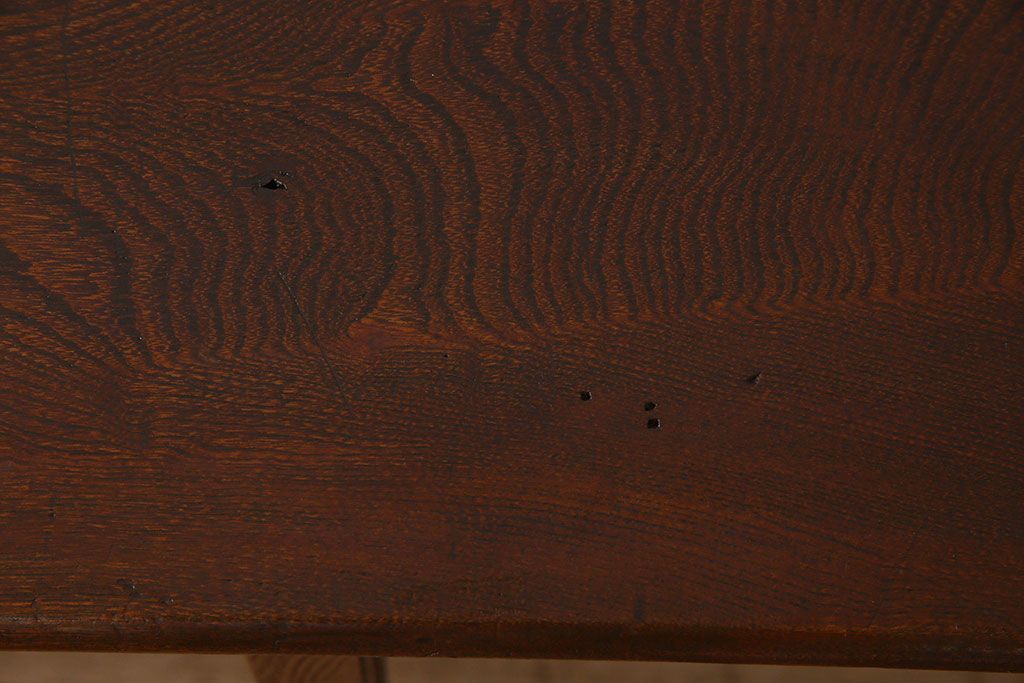 レトロ家具　和製アンティーク　レトロな雰囲気が魅力的な小振りな本箱(収納棚、ブックケース)