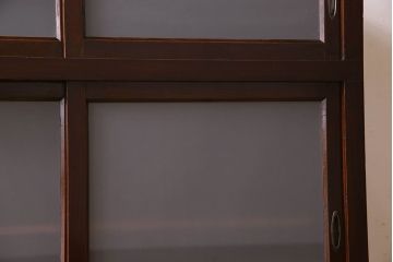 アンティーク家具　和製アンティーク　前面栗材　すりガラス入りの収納棚(戸棚、食器棚)