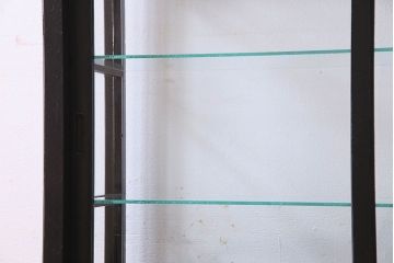 アンティーク家具　和製アンティーク　古いたばこ屋で使われていた薄型ショーケース(ガラスケース、収納棚、陳列棚)