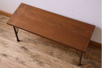 レトロ家具　昭和レトロ　古いラワン材の質感が味わい深い鉄脚ベンチ(アイアンベンチ、ローテーブル、作業台、花台)