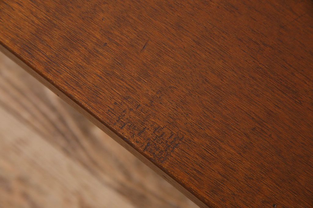 レトロ家具　昭和レトロ　古いラワン材の質感が味わい深い鉄脚ベンチ(アイアンベンチ、ローテーブル、作業台、花台)