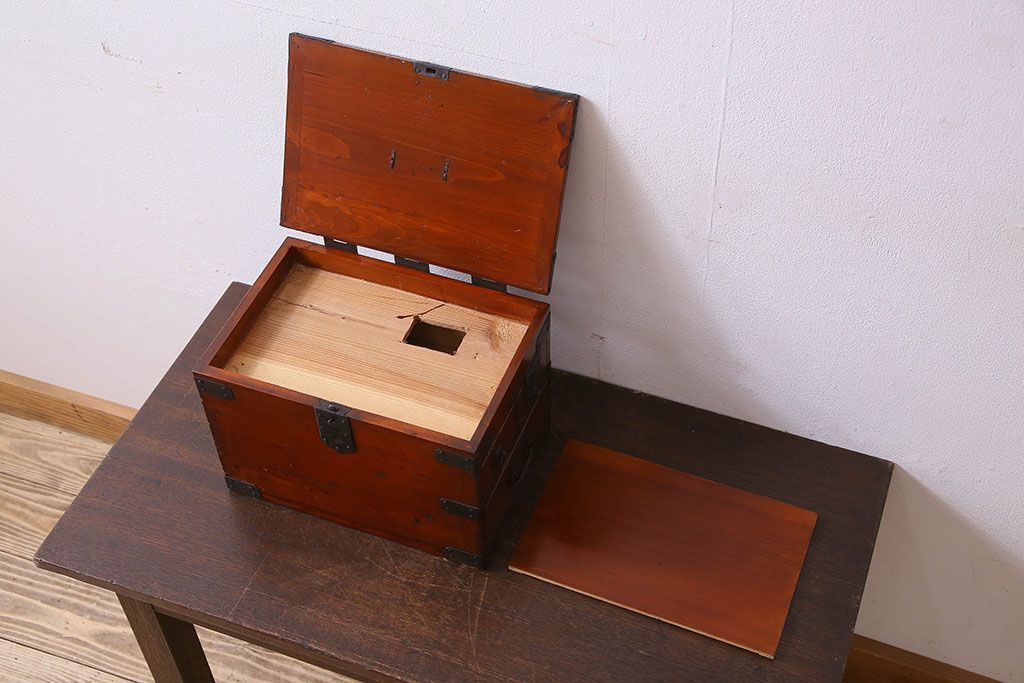 アンティーク雑貨　古民具・骨董　春慶塗り　和の趣溢れる硯箱(小引き出し、小箱、小物入れ)