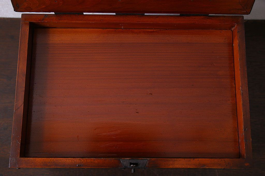 アンティーク雑貨　古民具・骨董　春慶塗り　和の趣溢れる硯箱(小引き出し、小箱、小物入れ)