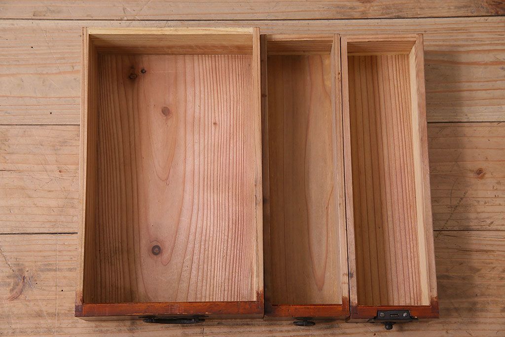 アンティーク雑貨　古民具・骨董　春慶塗り　和の趣溢れる硯箱(小引き出し、小箱、小物入れ)