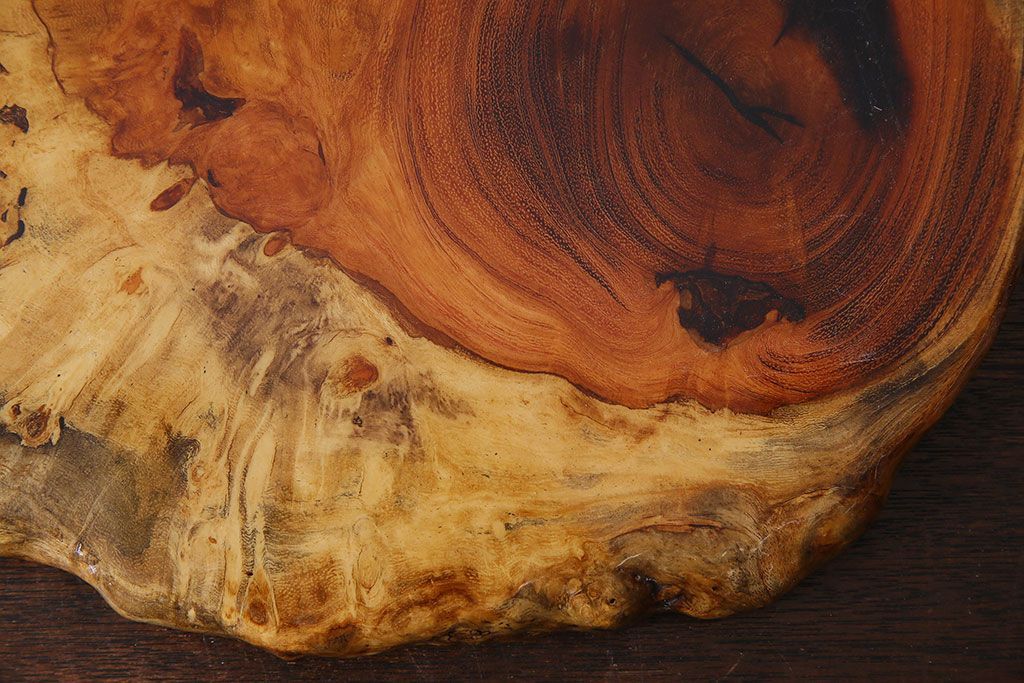 アンティーク雑貨　古民具・骨董　ビンテージ　花梨材製の花台(飾り台、カリン材)