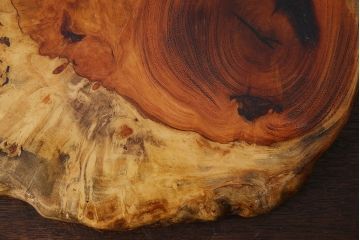 アンティーク雑貨　古民具・骨董　ビンテージ　花梨材製の花台(飾り台、カリン材)