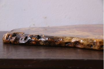 アンティーク雑貨　古民具・骨董　ビンテージ　花梨材製の花台(飾り台、カリン材)