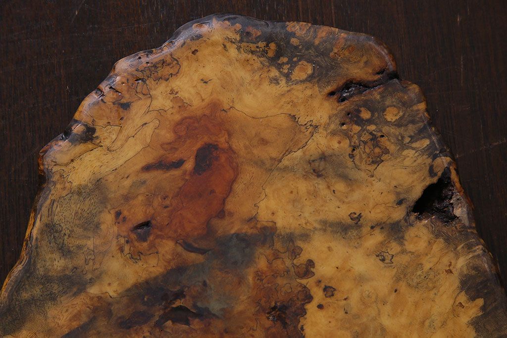 アンティーク雑貨　古民具・骨董　ビンテージ　花梨材製の花台(飾り台、カリン材)