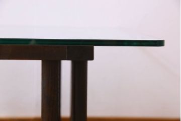 アンティーク家具 和製アンティーク ガラス天板付き!古いこたつやぐらのセンターテーブル(座卓、飾り台)