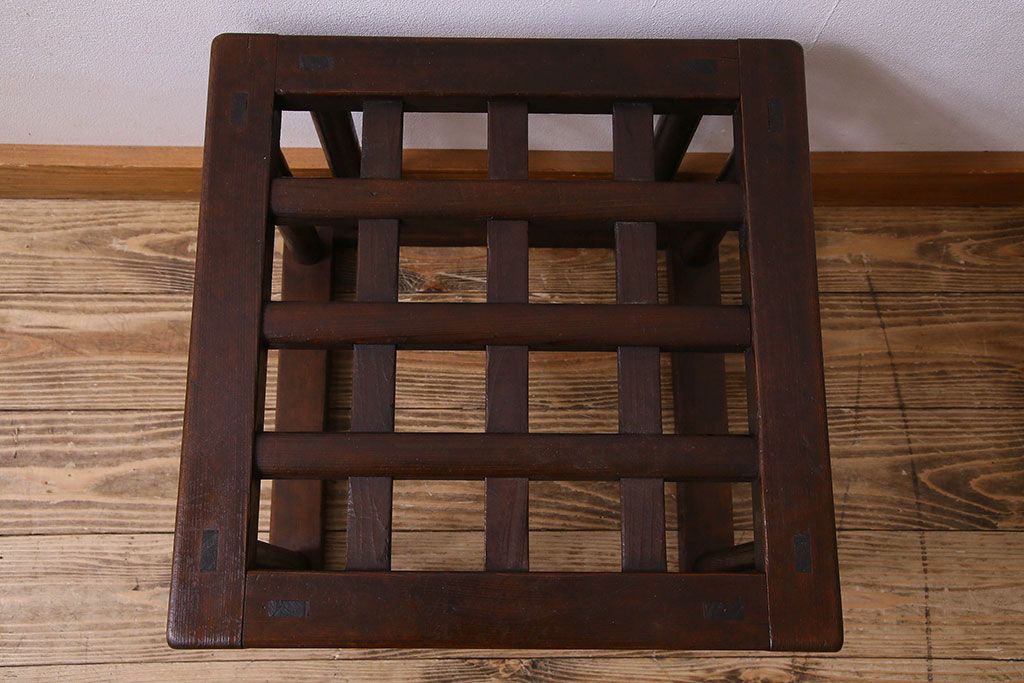 アンティーク家具 和製アンティーク ガラス天板付き!古いこたつやぐらのセンターテーブル(座卓、飾り台)