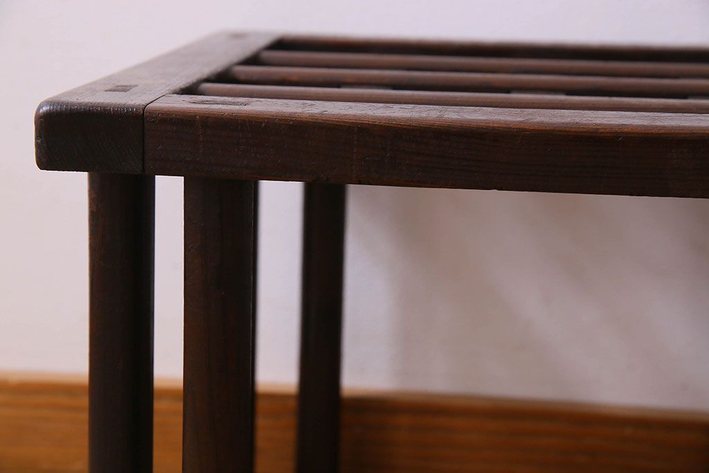 アンティーク家具 和製アンティーク ガラス天板付き!古いこたつやぐらのセンターテーブル(座卓、飾り台)