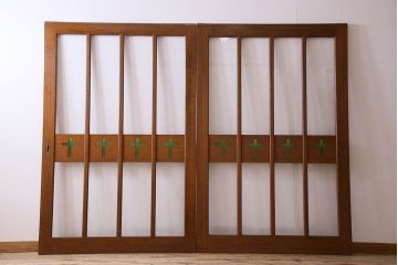 【H様ご成約済み・ご決済用】昭和レトロ　特大　色ガラス入り!教会で使われていたガラス引き戸(ガラス戸)2枚セット