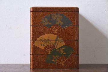 古民具・骨董　木製　梨地に扇蒔絵の四段重箱(外箱付き)