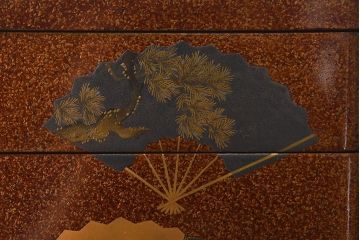 古民具・骨董　木製　梨地に扇蒔絵の四段重箱(外箱付き)